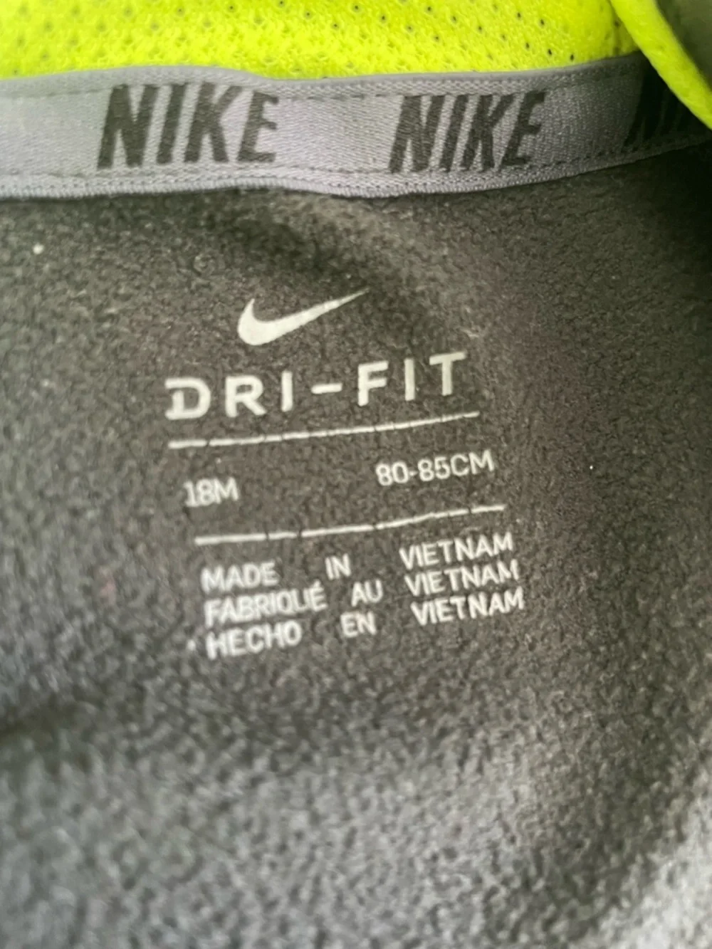 Nike 12-18 Month Dark Grey & Neon Yellow Hooded Tracksuit Set - Picture 5 of 13